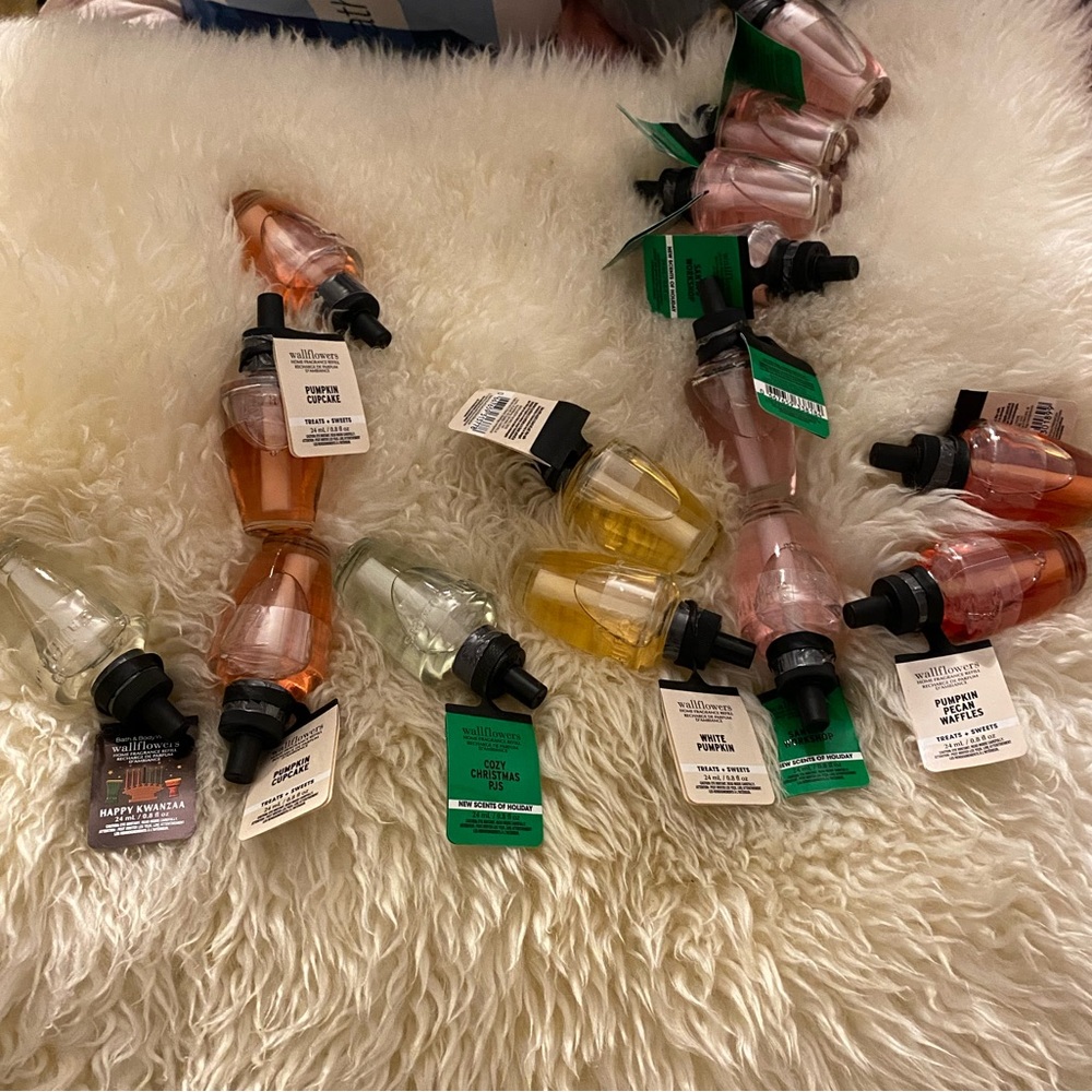 15 for 25 Bath & Body Works Scented Wallflower Refills